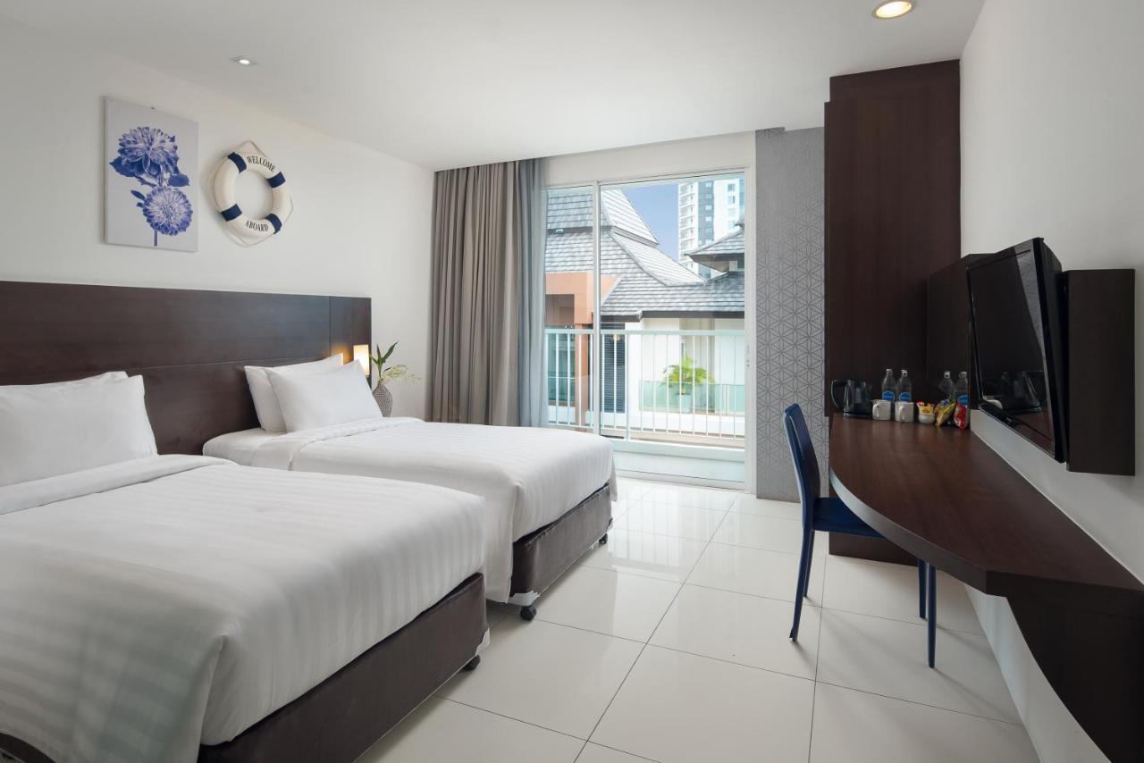 Rodina Beach Hotel Pantai Jomtien Luaran gambar